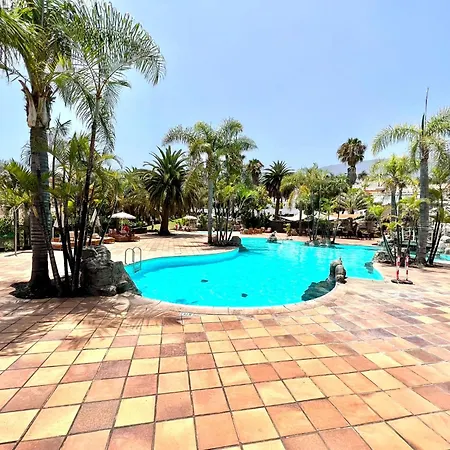 Disfruta De Vistas Al Mar En Con Piscina Daire Los Realejos