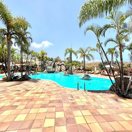 Daire Disfruta De Vistas Al Mar En Con Piscina *